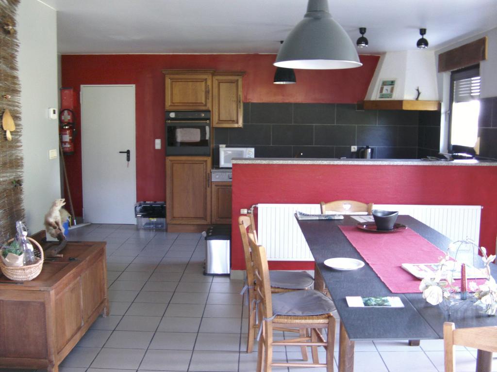 Gite Les Framboisiers Neufchâteau 객실 사진